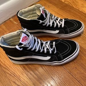 Vans “Sk8-Hi Slim” Size 8